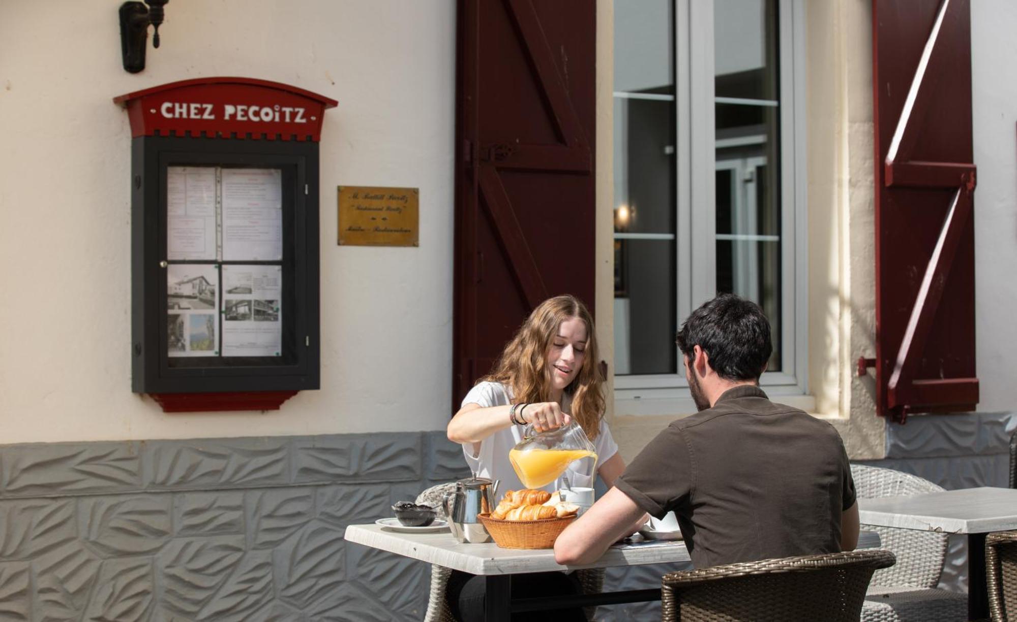 Hotel Restaurant Pecoitz Saint-Jean-Pied-de-Port Εξωτερικό φωτογραφία